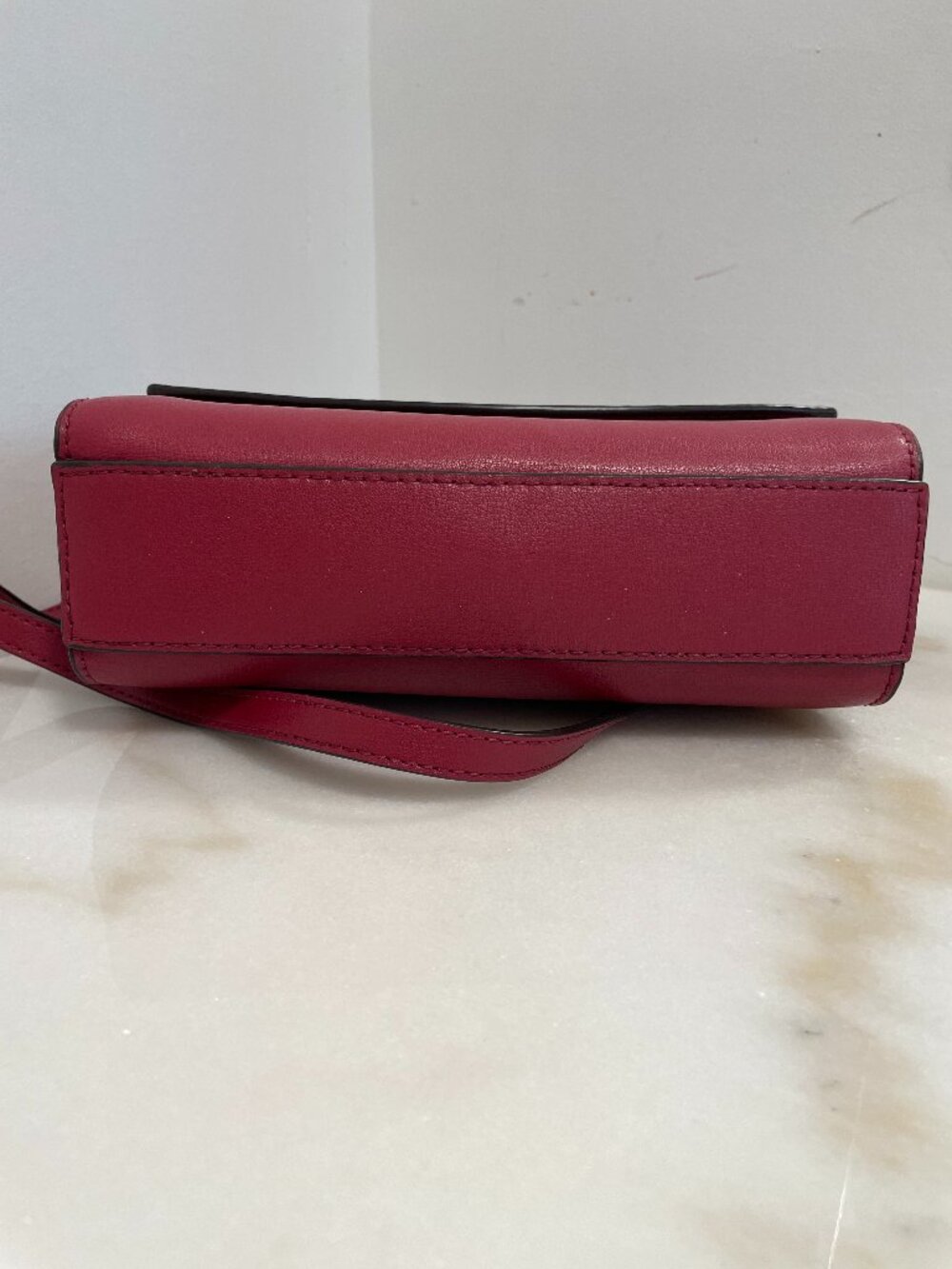 Michael Kors Ellis Medium Flap Messenger/Shoulder Bag Maroon Leather - Picture 5 of 15